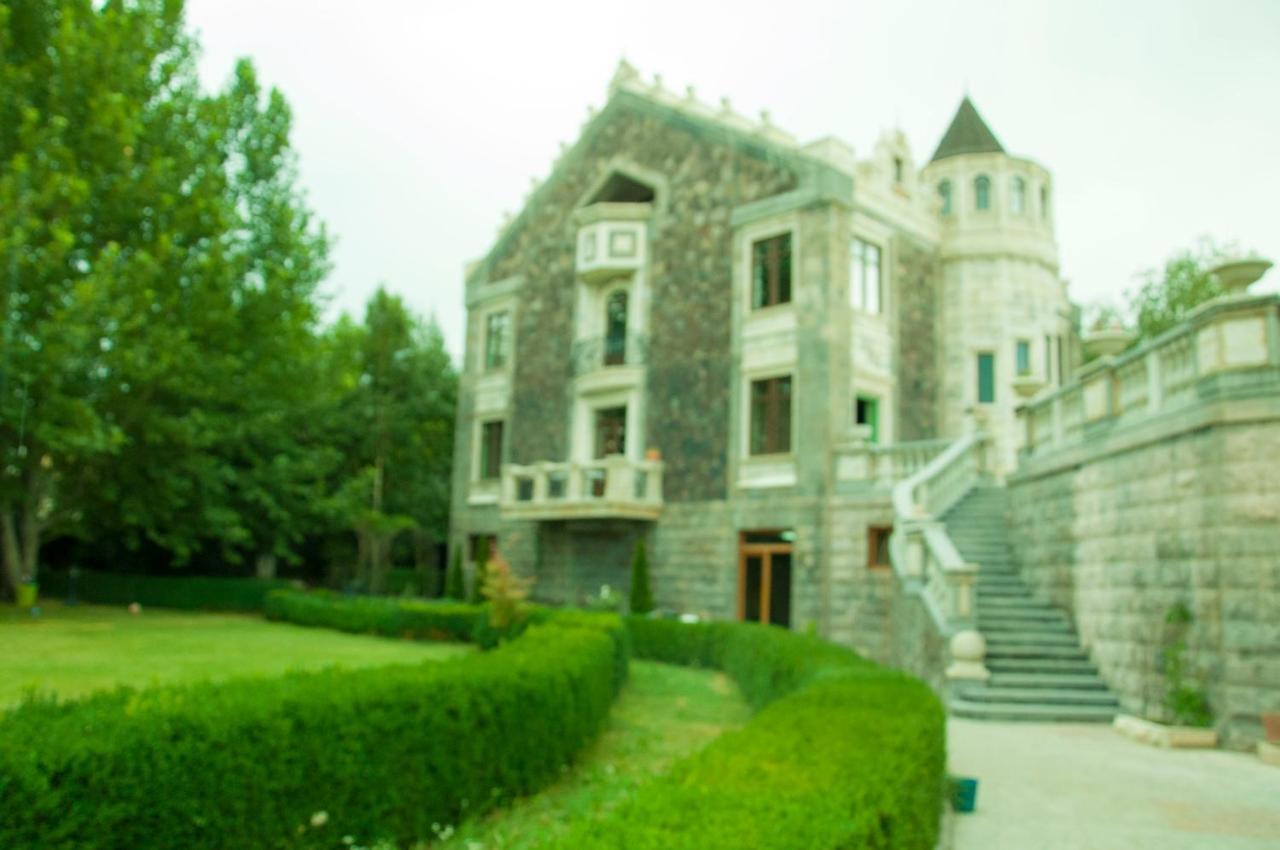 X Hotel Erivan Dış mekan fotoğraf