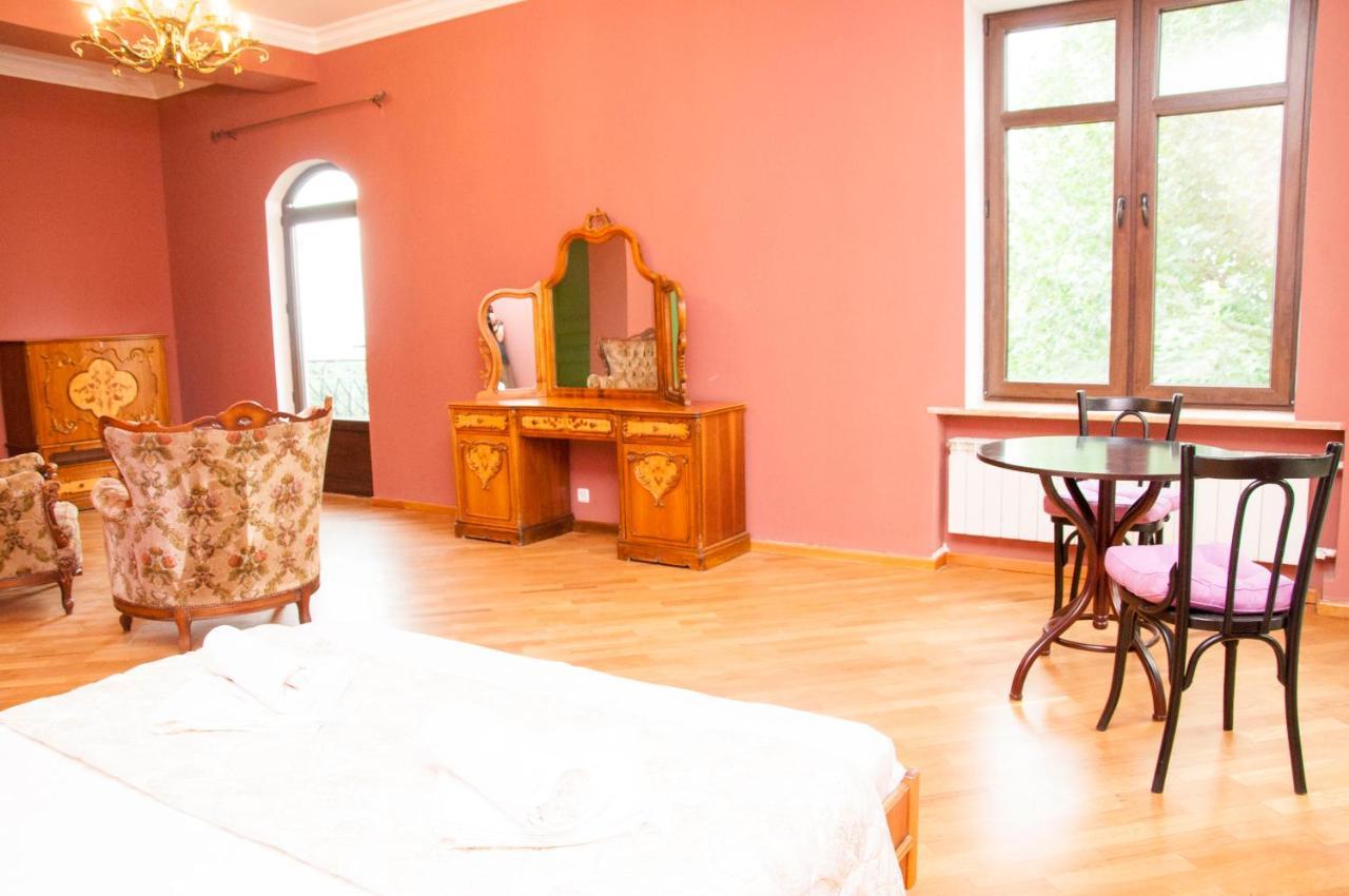 X Hotel Erivan Dış mekan fotoğraf
