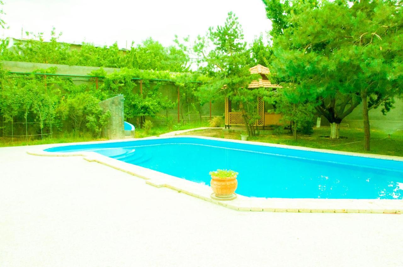 X Hotel Erivan Dış mekan fotoğraf