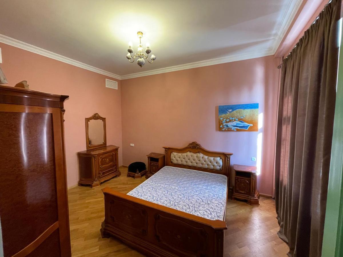 X Hotel Erivan Dış mekan fotoğraf